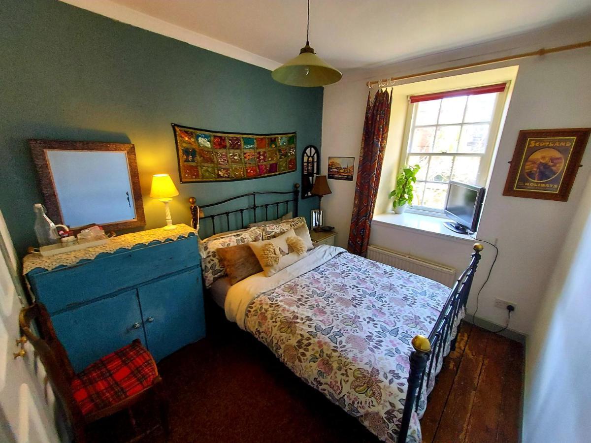 Bed & Breakfast Edinburgh'S Dean Village River View Retreat Edinburgh ...